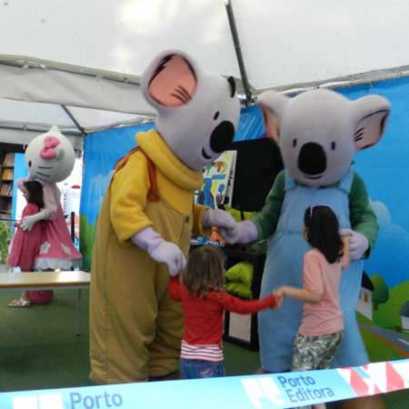 Porto Editora_Mascotes Irmãos Koala_Feira do Livro Porto e Lisboa